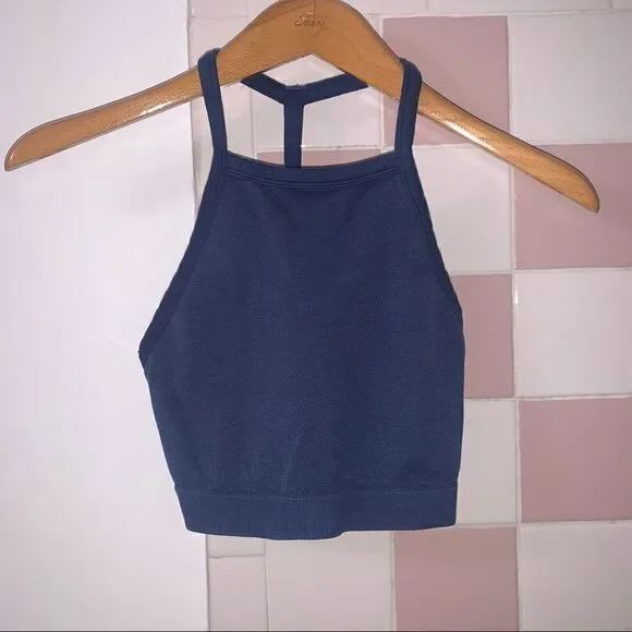 Women’s Tops Bundle - Picture 5 of 9